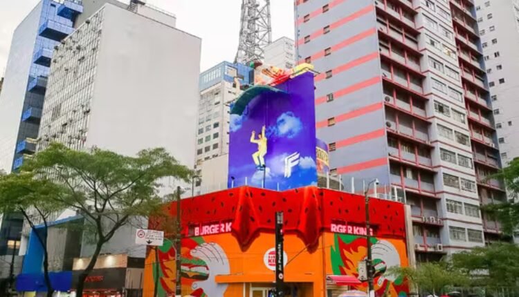 Burger King lança restaurante temático do Free Fire em São Paulo