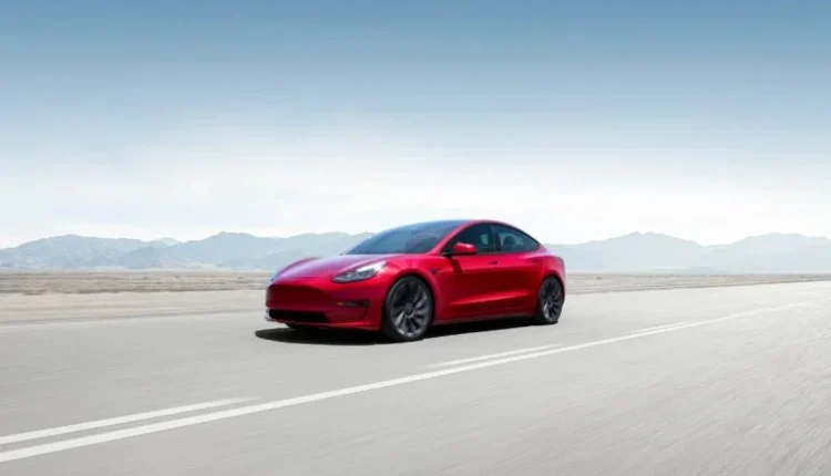 O que esperar do novo carro de baixo custo da Tesla