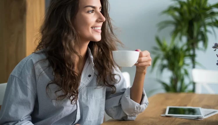 Energético ou café? Qual a melhor opção para seu dia a dia?